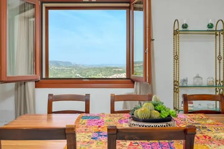 Appartamento Gli Ulivi Holiday Home, Palau Italia