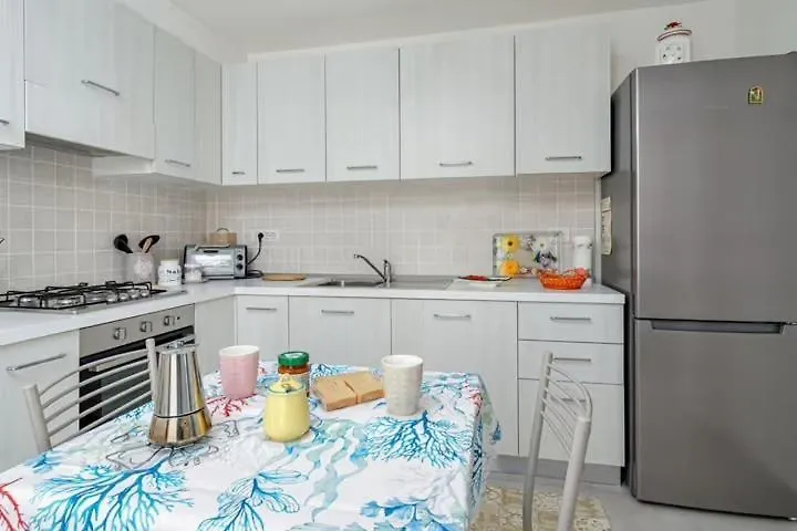 Appartamento Gli Ulivi Holiday Home, Palau